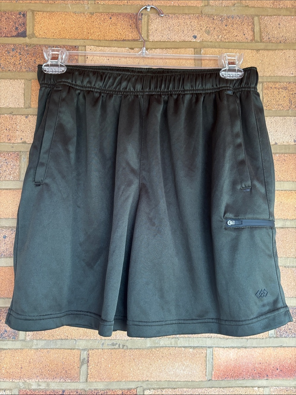 Men's Leg3nd Drawstring Athletic Shorts with Zip Pocket Dark Green L